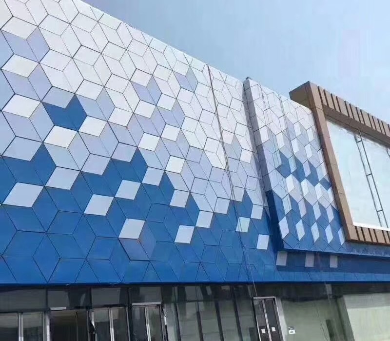 ��ͿĻǽ������