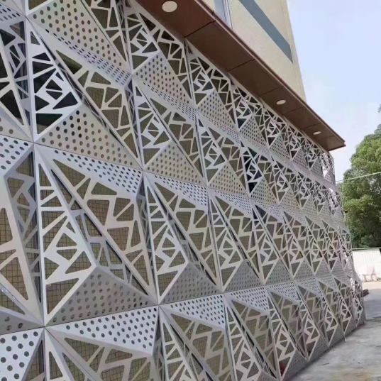 ����ǽ��������